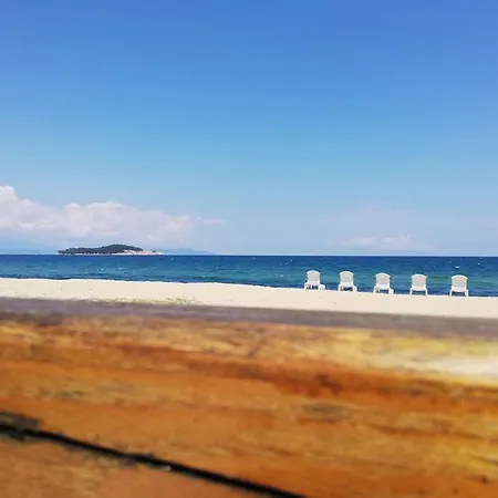 וילה Chalkidiki Beach Front